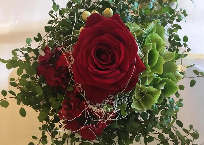 Lägenhet Berg- Und Seeblick Am Hillebachsee By Interhome *