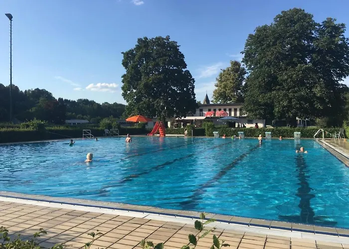 Lägenhet Berg- Und Seeblick Am Hillebachsee By Interhome